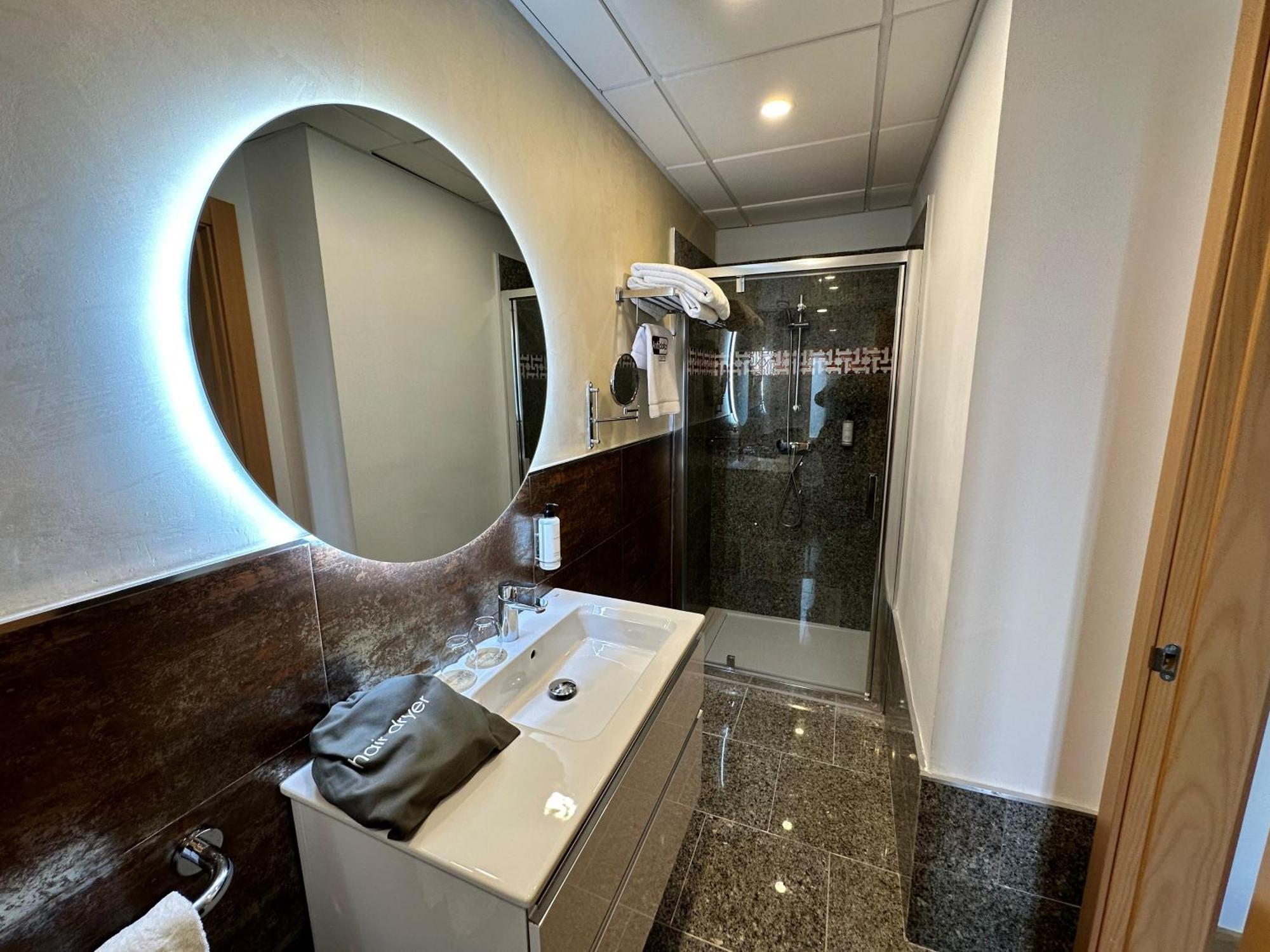 Antidoto Rooms Zocodover Check-In On Line Toledo Luaran gambar